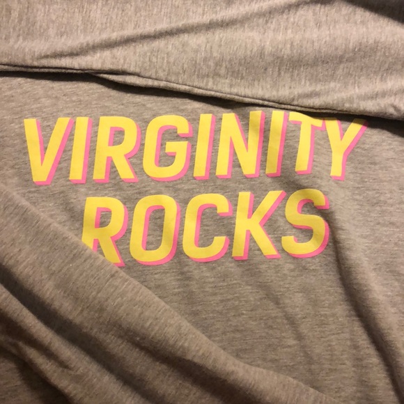 Zumiez Other - A long sleeve gray shirt